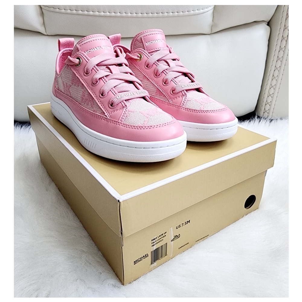 NWOT MICHAEL Michael Kors Shea Lace up Faux Leather Shoes w/box